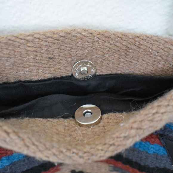 Southwest Boho Bag - Handwoven Wool Malibu Purse - Picture 4 of 8